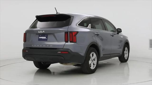 2022 Kia Sorento LX
