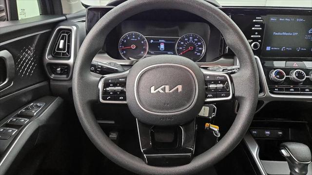 2022 Kia Sorento LX