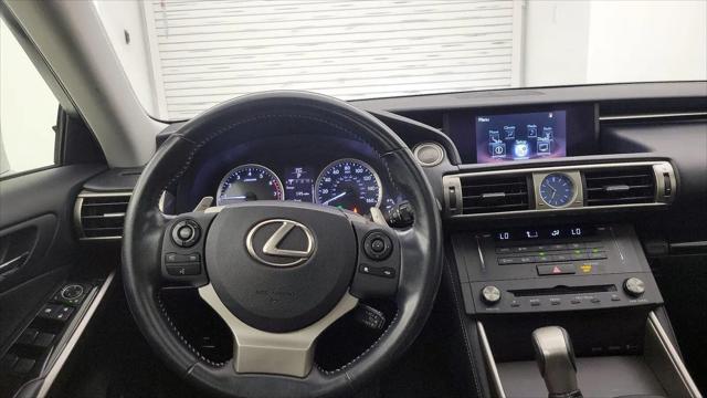 2016 Lexus IS 200t IS 200t