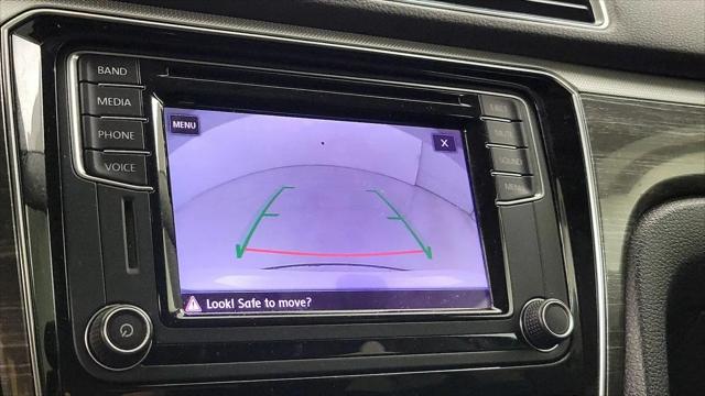 2018 Volkswagen Passat 2.0T SE