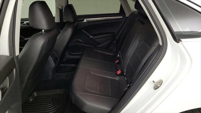 2018 Volkswagen Passat 2.0T SE