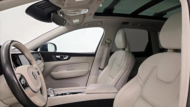 2018 Volvo XC60 T8 Inscription