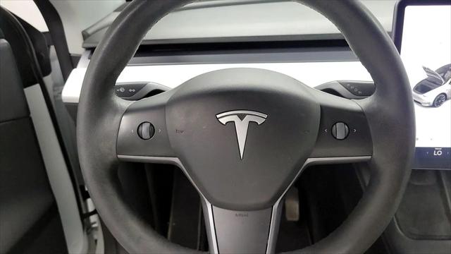 2022 Tesla Model Y Long Range Dual Motor All-Wheel Drive