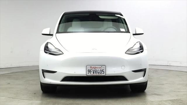 2022 Tesla Model Y Long Range Dual Motor All-Wheel Drive