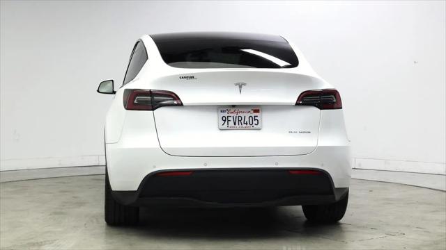 2022 Tesla Model Y Long Range Dual Motor All-Wheel Drive