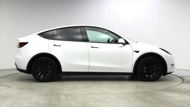 2022 Tesla Model Y Long Range Dual Motor All-Wheel Drive