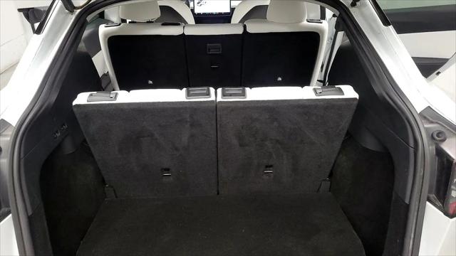 2022 Tesla Model Y Long Range Dual Motor All-Wheel Drive