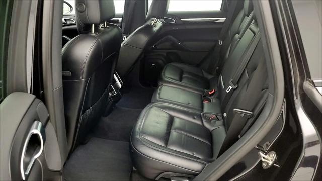 2018 Porsche Cayenne Platinum Edition