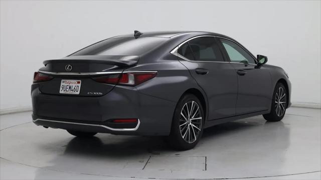 2025 Lexus ES 300h ES 300h