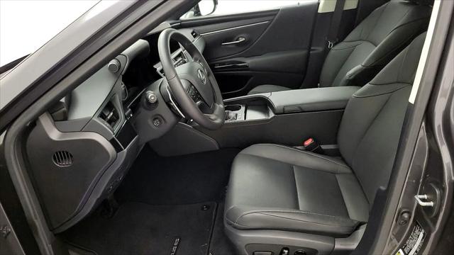 2025 Lexus ES 300h ES 300h