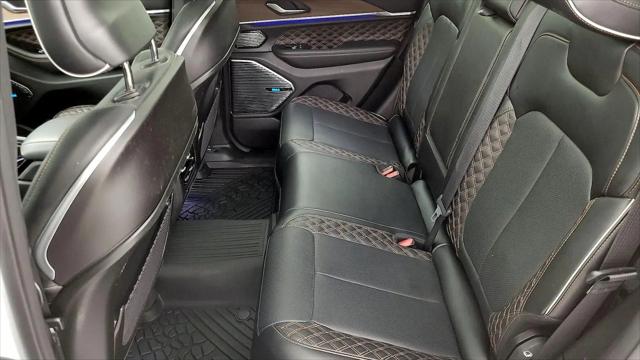 2022 Jeep Grand Cherokee Summit 4x4