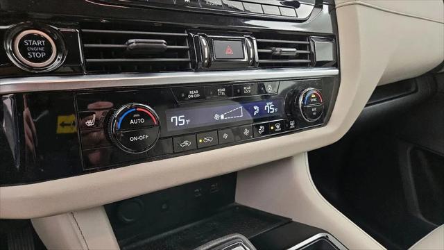 2023 Nissan Pathfinder SL FWD