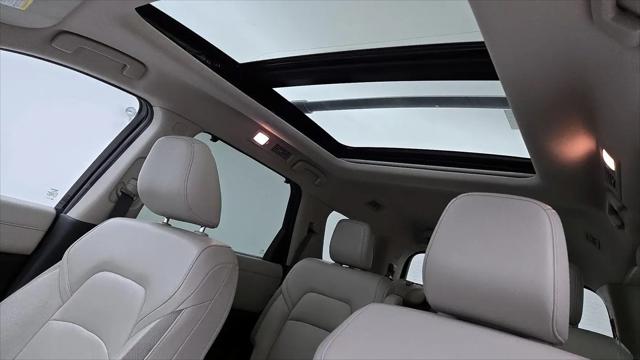 2023 Nissan Pathfinder SL FWD