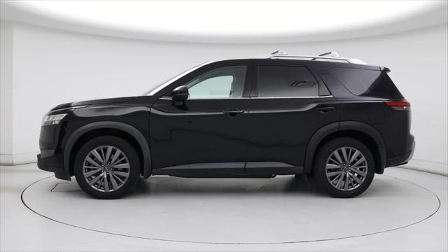 2023 Nissan Pathfinder SL FWD