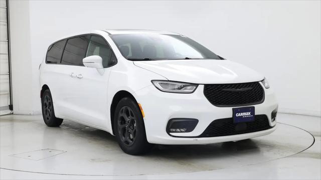 2022 Chrysler Pacifica Hybrid Limited for sale in King of Prussia, PA