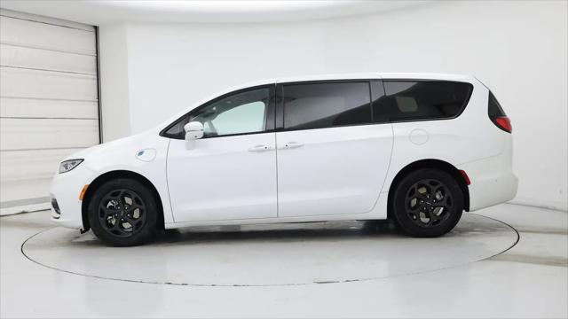 2022 Chrysler Pacifica Hybrid Limited