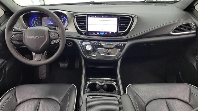 2022 Chrysler Pacifica Hybrid Limited
