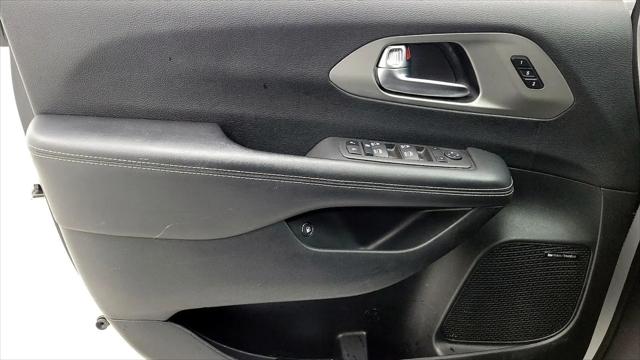 2022 Chrysler Pacifica Hybrid Limited