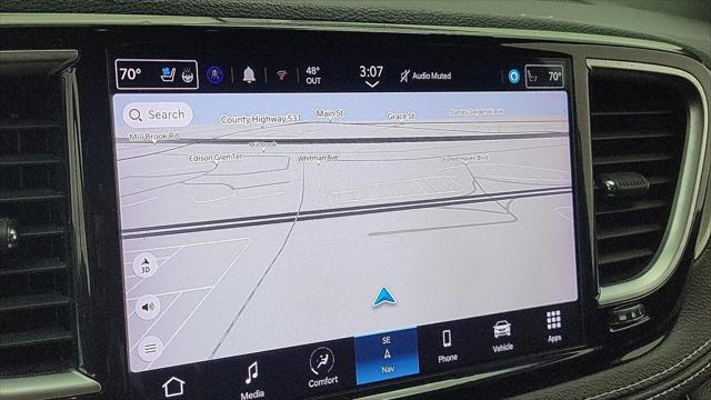 2022 Chrysler Pacifica Hybrid Limited