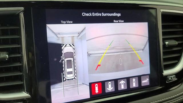 2022 Chrysler Pacifica Hybrid Limited