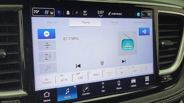 2022 Chrysler Pacifica Hybrid Limited