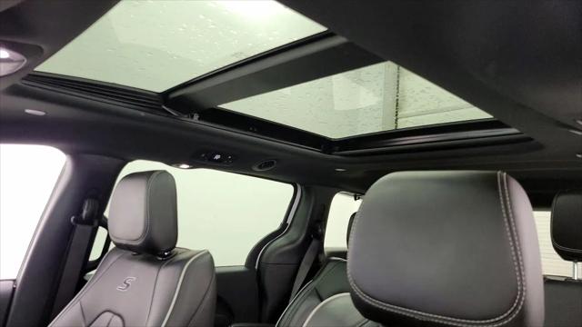 2022 Chrysler Pacifica Hybrid Limited