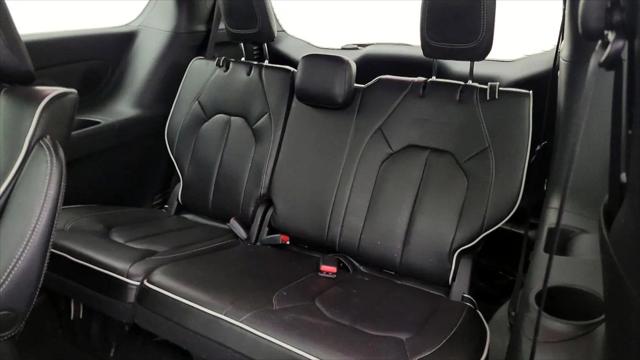 2022 Chrysler Pacifica Hybrid Limited