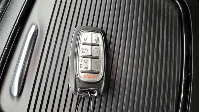 2022 Chrysler Pacifica Hybrid Limited