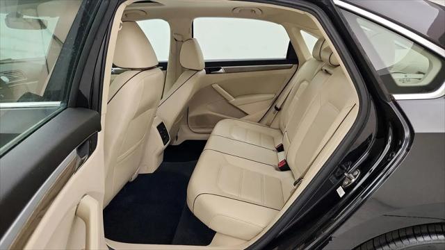 2017 Volkswagen Passat 1.8T SE