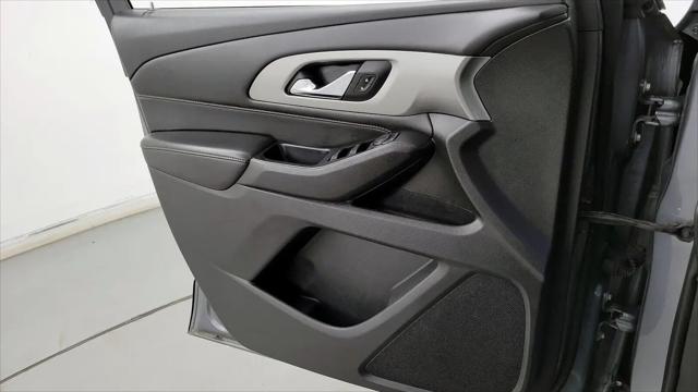 2020 Chevrolet Traverse FWD LS