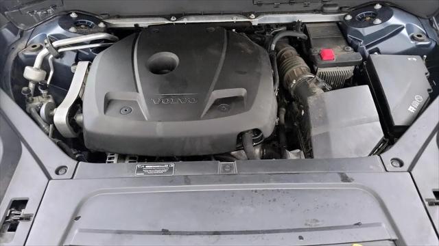2018 Volvo XC90 T6 Momentum