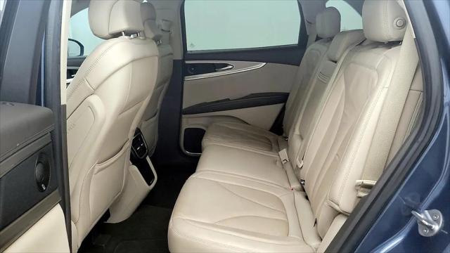 2019 Lincoln Nautilus Select