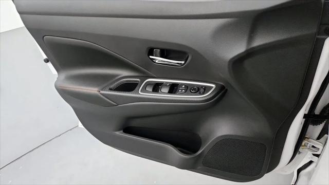 2024 Nissan Versa 1.6 SR