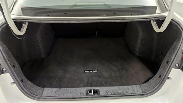 2024 Nissan Versa 1.6 SR