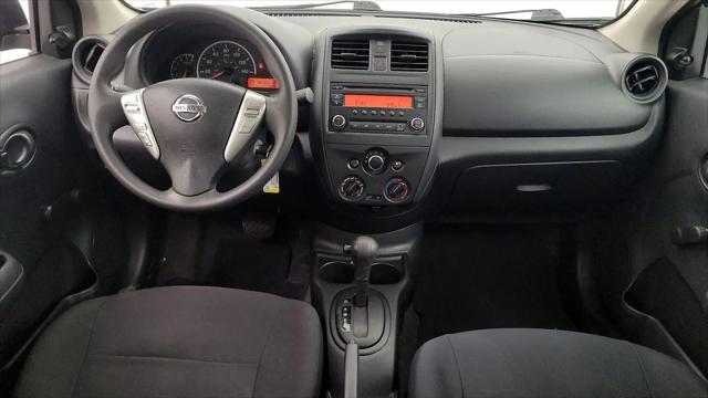 2015 Nissan Versa 1.6 S+