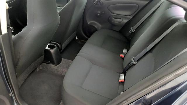 2015 Nissan Versa 1.6 S+