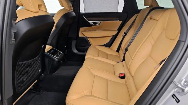 2024 Volvo V90 Cross Country B6 Ultimate