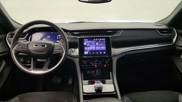 2023 Jeep Grand Cherokee L Altitude 4x4