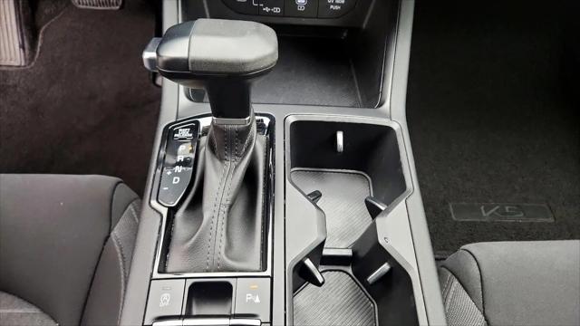 2025 Kia K5 LXS