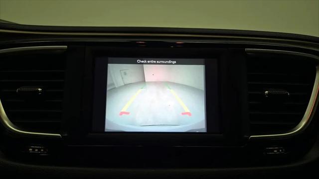 2019 Chrysler Pacifica L