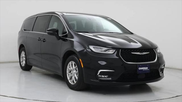 2025 Chrysler Pacifica Select for sale in Wichita, KS