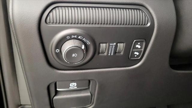 2023 Jeep Grand Wagoneer Obsidian 4x4