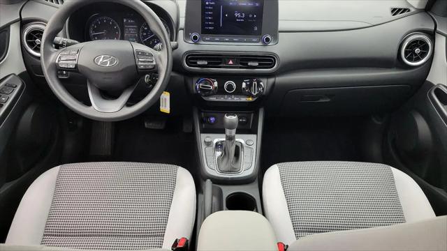 2022 Hyundai Kona SE