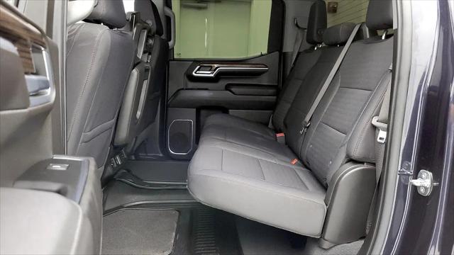 2022 Chevrolet Silverado 1500 2WD Crew Cab Standard Bed LT