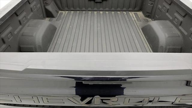 2022 Chevrolet Silverado 1500 2WD Crew Cab Standard Bed LT