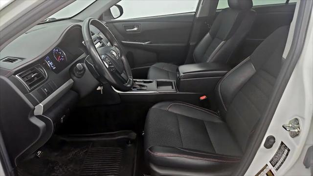 2016 Toyota Camry SE
