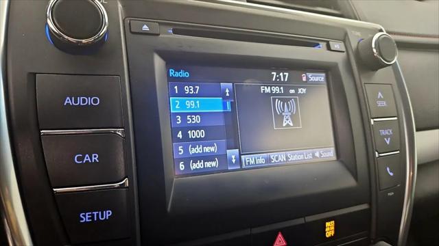 2016 Toyota Camry SE