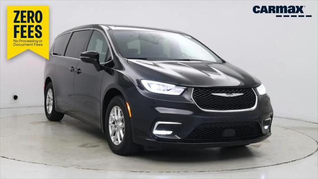 2025 Chrysler Pacifica Select for sale in Winterville, NC
