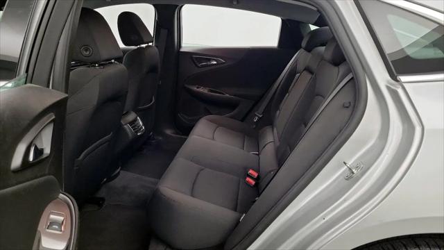 2022 Chevrolet Malibu FWD LT