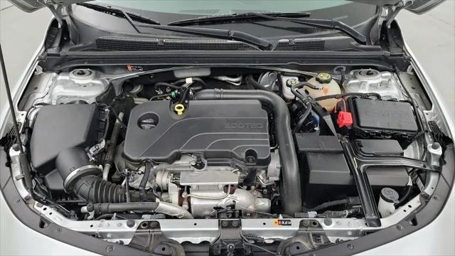 2022 Chevrolet Malibu FWD LT